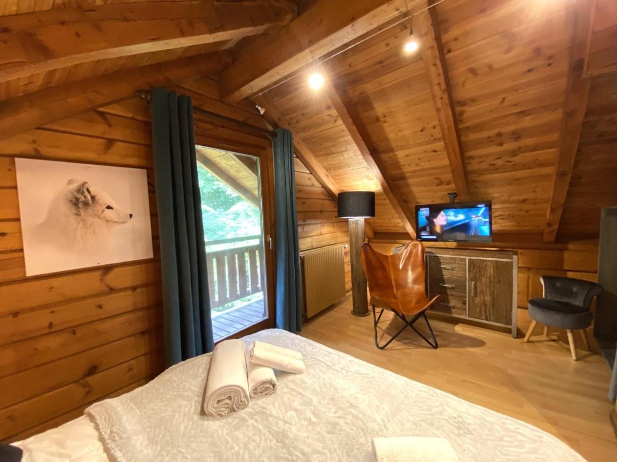 Le Renard Chalet En Bois ลาแบรส ภายนอก รูปภาพ